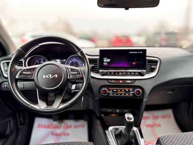 Kia XCeed Hybrid - автомобили, коли, обяви за нови и употребявани 9