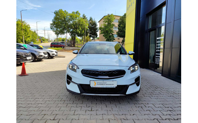 kia-xceed-suv-141k-s-plug-in-hybrid - 1