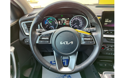Kia xCeed SUV 141к.с. Plug-In Hybrid - автомобили, коли, обяви за нови и употребявани 8