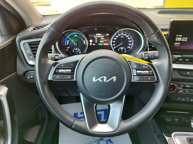 Kia xCeed SUV 141к.с. Plug-In Hybrid - автомобили, коли, обяви за нови и употребявани 8
