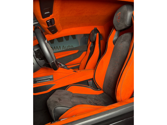 Lamborghini Aventador LP 700-4 Coupe* V12* Carbon - автомобили, коли, обяви за нови и употребявани 9