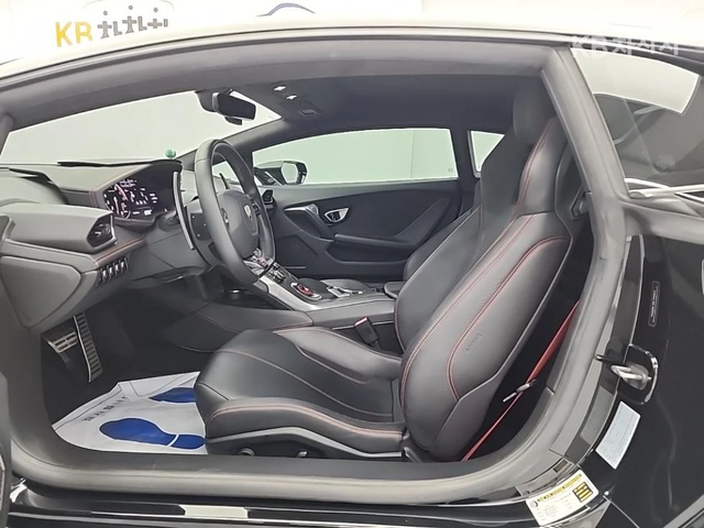 Lamborghini Huracan LP580-2 С ФИНАНСИРАНЕ - автомобили, коли, обяви за нови и употребявани 4