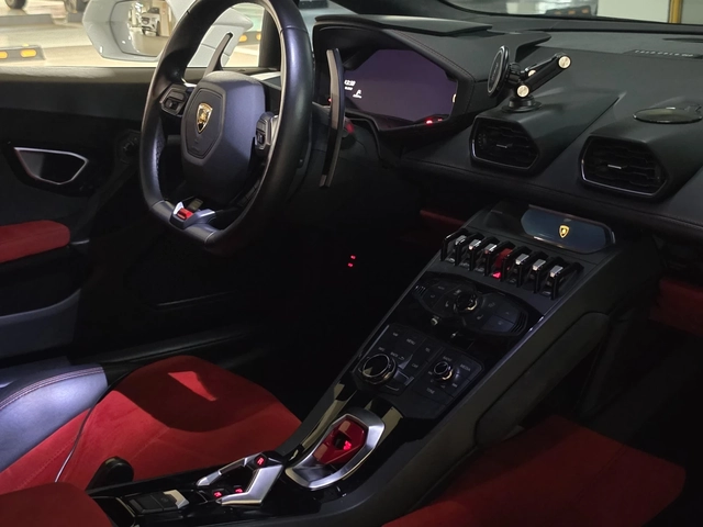 Lamborghini Huracan - автомобили, коли, обяви за нови и употребявани 6
