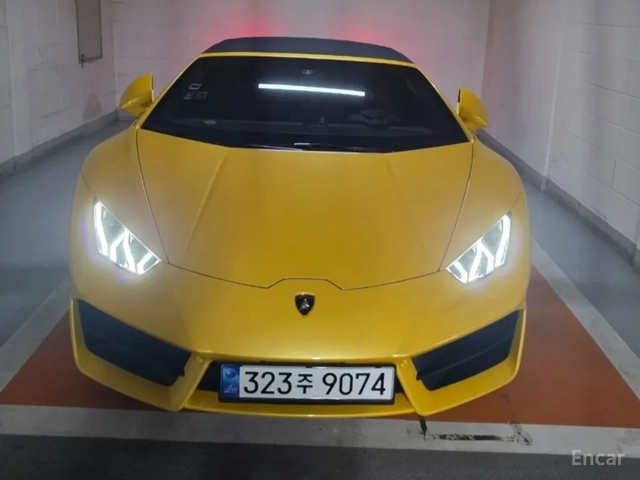 Lamborghini Huracan LP580-2 Spyder - автомобили, коли, обяви за нови и употребявани 0