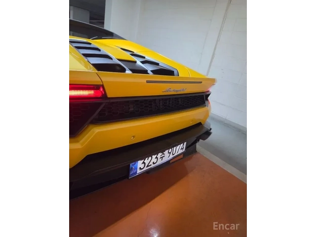 Lamborghini Huracan LP580-2 Spyder - автомобили, коли, обяви за нови и употребявани 4