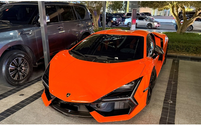 lamborghini-revuelto-revuelto-6-5-v12-hpev-4wd - 2