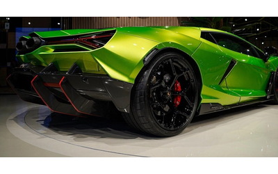 LAMBORGHINI Revuelto Revuelto 6.5 V12 HPEV 4WD - автомобили, коли, обяви за нови и употребявани 15