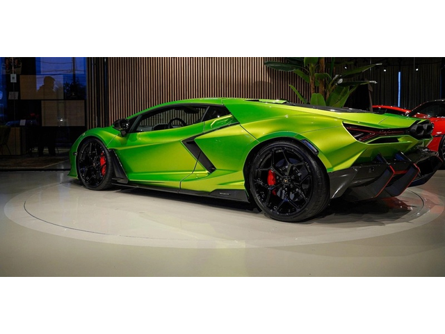 LAMBORGHINI Revuelto Revuelto 6.5 V12 HPEV 4WD - автомобили, коли, обяви за нови и употребявани 6