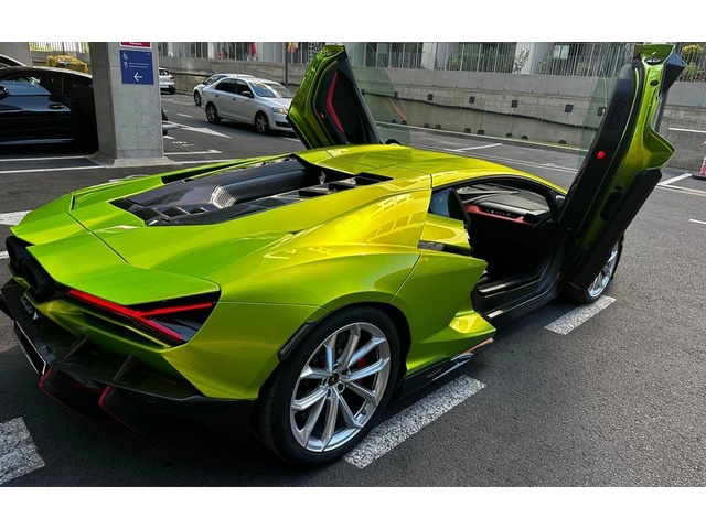 LAMBORGHINI Revuelto Revuelto 6.5 V12 HPEV 4WD - автомобили, коли, обяви за нови и употребявани 13