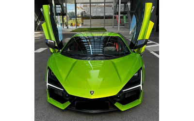 lamborghini-revuelto-revuelto-6-5-v12-hpev-4wd - 3