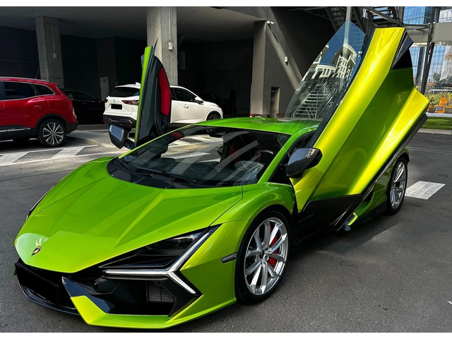 LAMBORGHINI Revuelto Revuelto 6.5 V12 HPEV 4WD - автомобили, коли, обяви за нови и употребявани 4