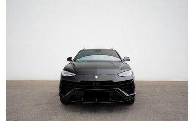 lamborghini-urus - 1