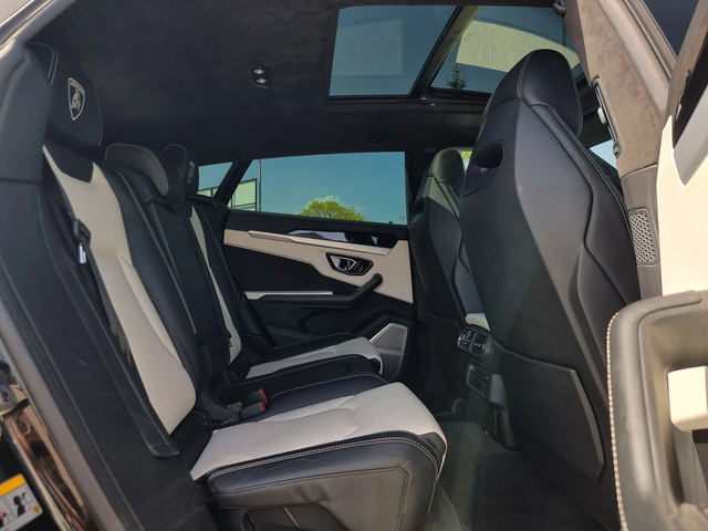 Lamborghini Urus /B&O/Distronic/Alcantara/ - автомобили, коли, обяви за нови и употребявани 11