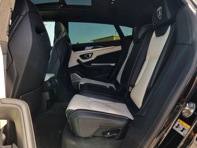 Lamborghini Urus /B&O/Distronic/Alcantara/ - автомобили, коли, обяви за нови и употребявани 12