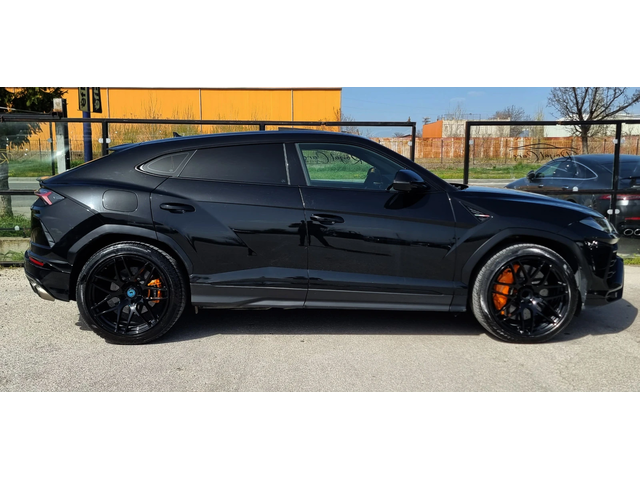 Lamborghini Urus /B&O/Distronic/Alcantara/ - автомобили, коли, обяви за нови и употребявани 3