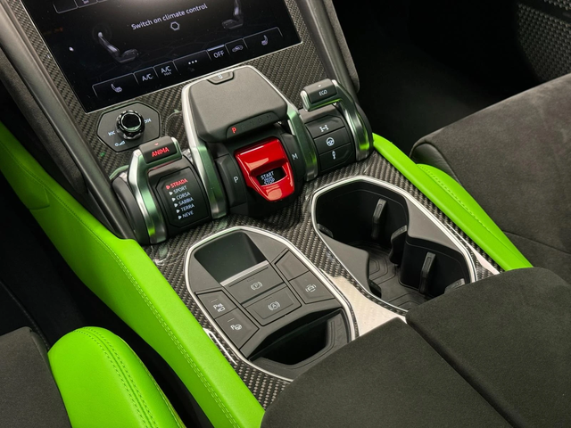 Lamborghini Urus Pearl Capsule* ГАРАНЦИЯ* 3D B&O* Vent* - автомобили, коли, обяви за нови и употребявани 11