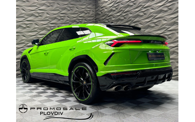 lamborghini-urus - 1