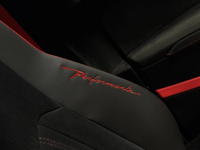 Lamborghini Urus Performante Exterior Carbon 3D B&O Sound System - автомобили, коли, обяви за нови и употребявани 16