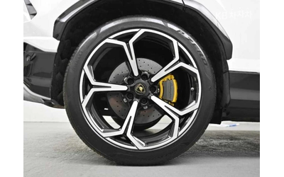 Lamborghini Urus 4.0 V8 ФИНАНСИРАНЕ - автомобили, коли, обяви за нови и употребявани 16