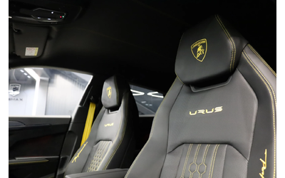 Lamborghini Urus PERFORMANTE* CARBON* CERAMIC* AKRAPOVIC* 23"* - автомобили, коли, обяви за нови и употребявани 12