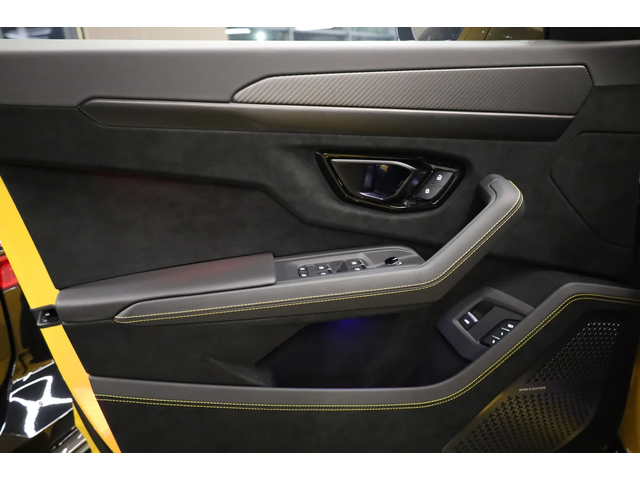 Lamborghini Urus PERFORMANTE* CARBON* CERAMIC* AKRAPOVIC* 23"* - автомобили, коли, обяви за нови и употребявани 14