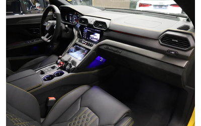 Lamborghini Urus PERFORMANTE* CARBON* CERAMIC* AKRAPOVIC* 23"* - автомобили, коли, обяви за нови и употребявани 15