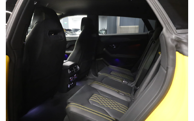 Lamborghini Urus PERFORMANTE* CARBON* CERAMIC* AKRAPOVIC* 23"* - автомобили, коли, обяви за нови и употребявани 16