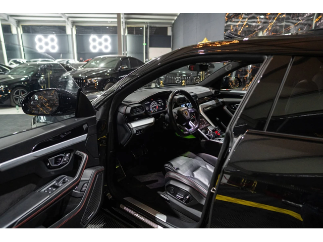 Lamborghini Urus 4.0 V8 FULL BLACK EDITION DOWNPIPE ЛИЗИНГ 100% - автомобили, коли, обяви за нови и употребявани 10
