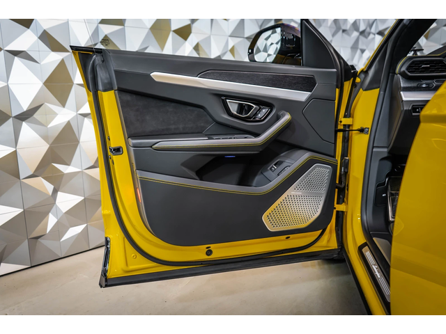 Lamborghini Urus Giallo Auge* B&O - автомобили, коли, обяви за нови и употребявани 6