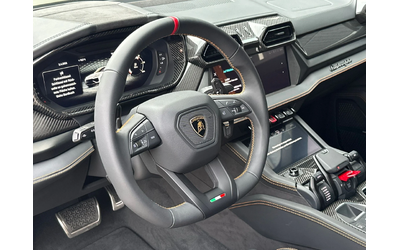 Lamborghini Urus SE - автомобили, коли, обяви за нови и употребявани 8