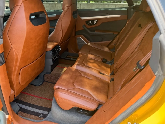 Lamborghini Urus - автомобили, коли, обяви за нови и употребявани 16