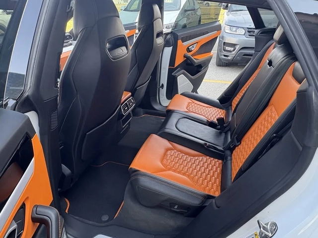 Lamborghini Urus - автомобили, коли, обяви за нови и употребявани 15
