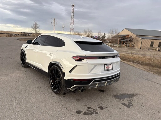 Lamborghini Urus - автомобили, коли, обяви за нови и употребявани 4
