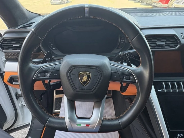 Lamborghini Urus - автомобили, коли, обяви за нови и употребявани 8