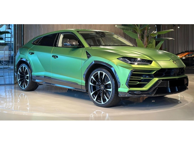 LAMBORGHINI URUS URUS 4.0 V8 4WD  - автомобили, коли, обяви за нови и употребявани 0