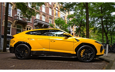 lamborghini-urus-urus-se-4-0-v8-plug-in-hybrid-4wd - 0