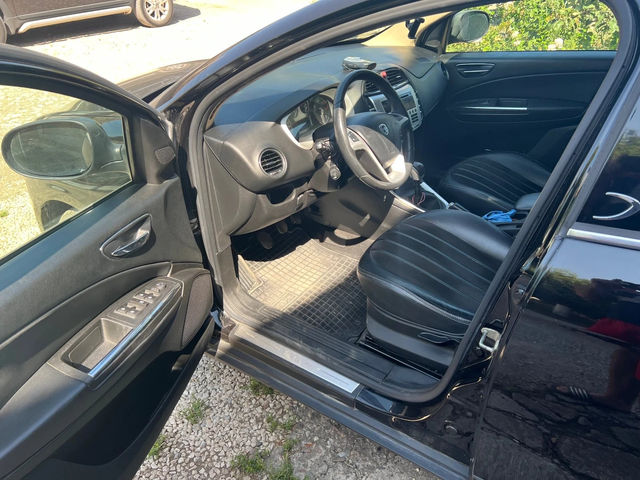 Ланчия Делта 1,6 2012г. Дизел Разход 5,9/100 - автомобили, коли, обяви за нови и употребявани 3