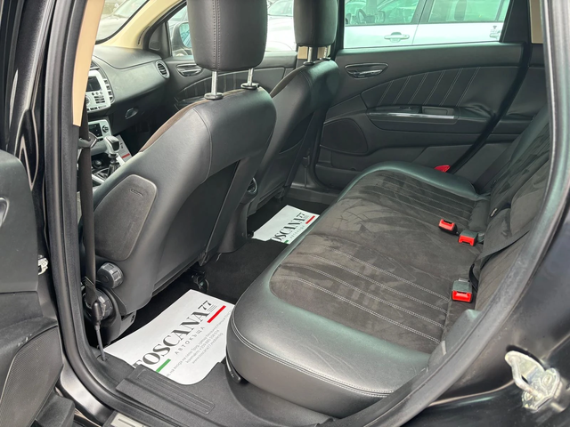 Lancia Delta 1.9 t.mjt * Hard Black* 190k.c* ЛИЗИНГ * - автомобили, коли, обяви за нови и употребявани 8