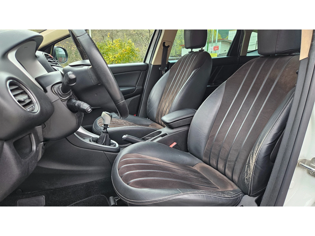 Lancia Delta 1.4 T-jet GAZ/KLIMA/KOJA - автомобили, коли, обяви за нови и употребявани 10