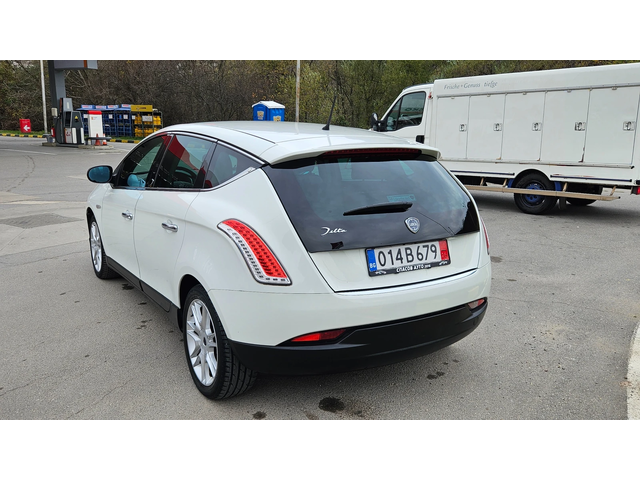 Lancia Delta 1.4 T-jet GAZ/KLIMA/KOJA - автомобили, коли, обяви за нови и употребявани 3