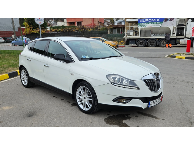 Lancia Delta 1.4 T-jet GAZ/KLIMA/KOJA - автомобили, коли, обяви за нови и употребявани 6