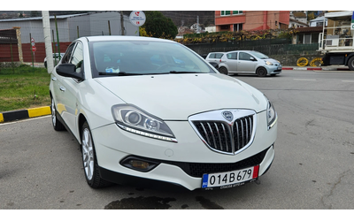 Lancia Delta 1.4 T-jet GAZ/KLIMA/KOJA - автомобили, коли, обяви за нови и употребявани 7