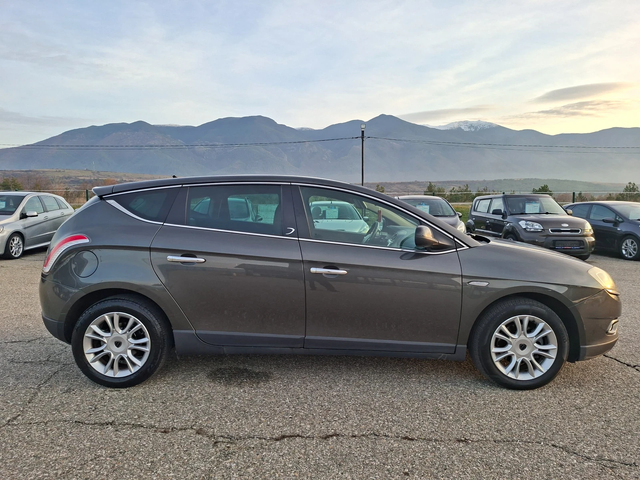 Lancia Delta 1, 6 multijet - автомобили, коли, обяви за нови и употребявани 3