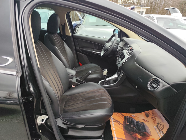 Lancia Delta 1.6mJTD* LED* КОЖА* ПАНОРАМА* - автомобили, коли, обяви за нови и употребявани 11