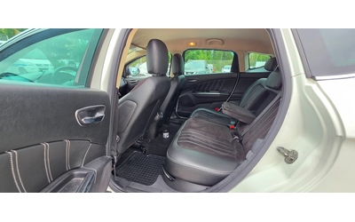 Lancia Delta 1.4i 120k.c - автомобили, коли, обяви за нови и употребявани 10