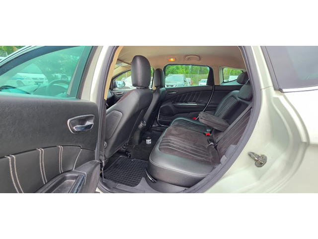 Lancia Delta 1.4i 120k.c - автомобили, коли, обяви за нови и употребявани 10