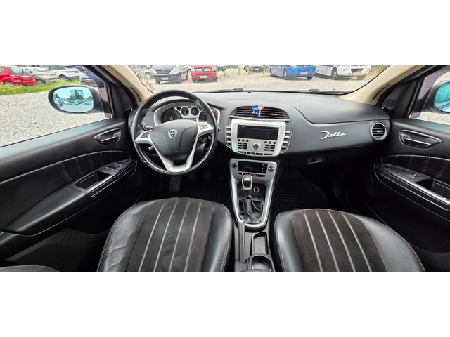 Lancia Delta 1.4i 120k.c - автомобили, коли, обяви за нови и употребявани 11