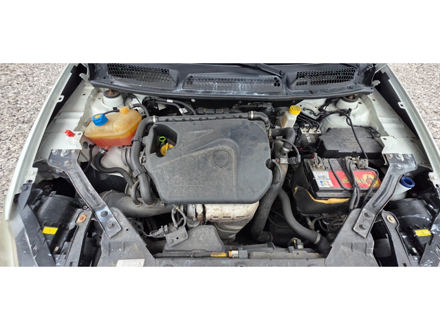 Lancia Delta 1.4i 120k.c - автомобили, коли, обяви за нови и употребявани 16