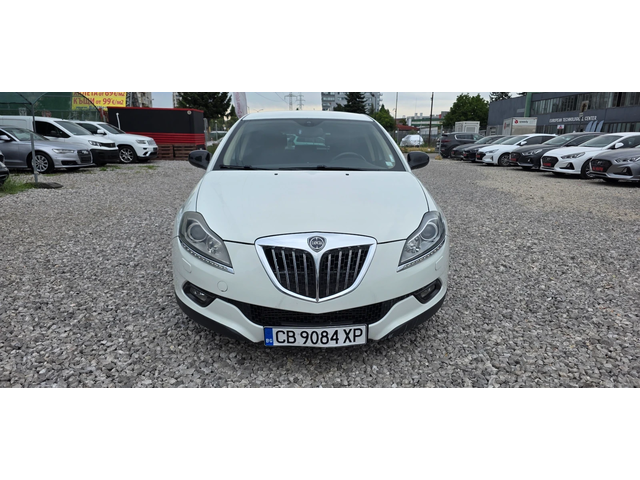 Lancia Delta 1.4i 120k.c - автомобили, коли, обяви за нови и употребявани 1