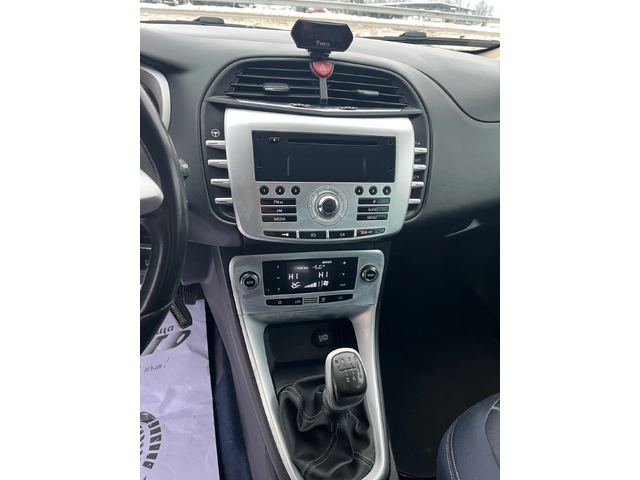 Lancia Delta 1.6m-jet-120-ITALIA - автомобили, коли, обяви за нови и употребявани 12